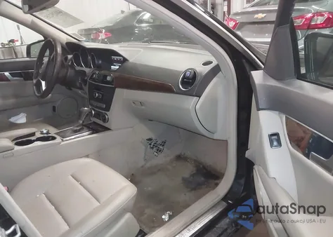 2013 Mercedes-Benz C 300 Sport 4Matic from USA, damaged, VIN WDDGF8AB2DR294312